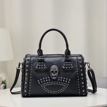 Laden Sie das Bild in den Galerie-Viewer, Damenhandtasche im exklusiven Skull-Design