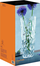 Laden Sie das Bild in den Galerie-Viewer, Schwere Vase Sculpture aus Glas, ca. 33 cm Höhe. Kristallglas.