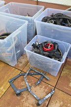 Laden Sie das Bild in den Galerie-Viewer, Sonderposten: Akku-Mini-Winkelschleifer Flex. Klein und handlich. Übliche 76 mm Scheiben.