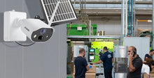 Laden Sie das Bild in den Galerie-Viewer, Kabellose WLAN Internet-Kamera mit Solarbetrieb - Akkubetrieb - Testen Sie 6 Wochen gratis!