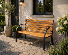 Laden Sie das Bild in den Galerie-Viewer, Parkbank 120 cm. Robust, elegant und langlebig – die Gartenbank TOSKANA