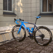 Laden Sie das Bild in den Galerie-Viewer, Fahrradständer für Abstellplätze von 2 bis 12 Fahrräder