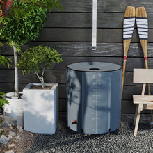 Laden Sie das Bild in den Galerie-Viewer, Regentonnen. 200-750 Liter. Warum zahlen, wenn Wasser gratis vom Himmel kommt?