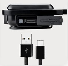 Laden Sie das Bild in den Galerie-Viewer, Hellste Taschenlampe der Welt in dieser Größe. Als Schlüsselanhänger. Aufladbar per USB.